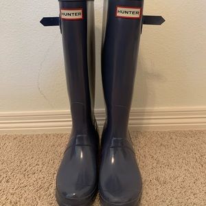 Hunter Gray Tall Boots! 🖤